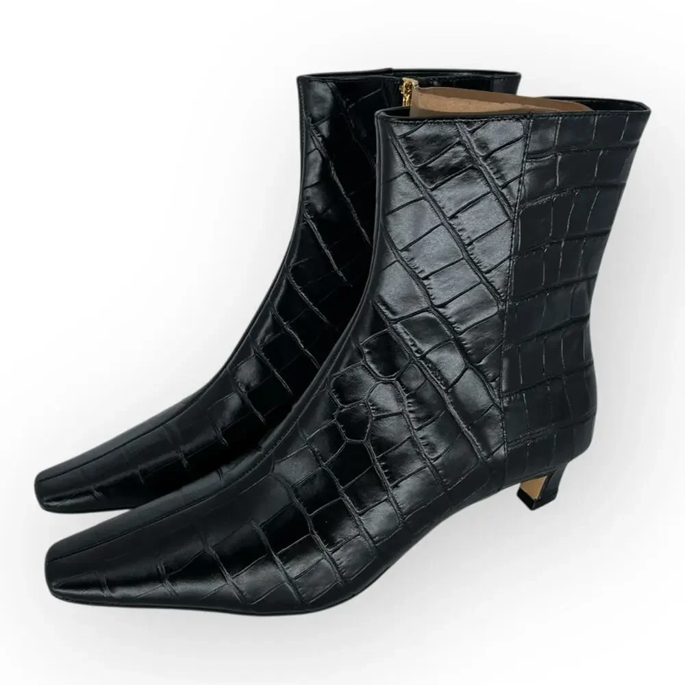 MICHAEL Michael Kors Cosmo Croc Embossed Kitten Heel boots black - 6